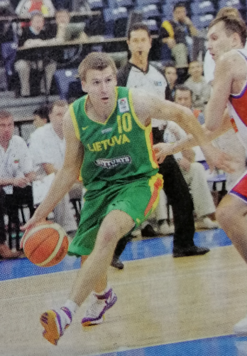 2005 m. Serapinas atstovavo Lietuvos rinktinei Europos čempionate