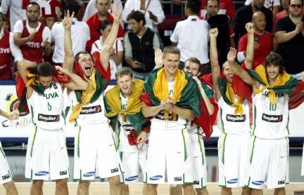 2010 m. su Lietuvos rinktine Pasaulio čempionate iškovojo bronzos medali