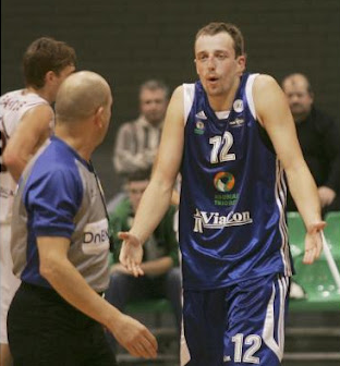 2008 m. buvo skolinamas Kauno "Triobet" komandai LKL