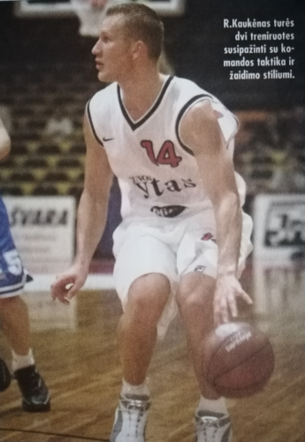 2001-2002 m. atstovavo Vilniaus "Lietuvos Rytui"