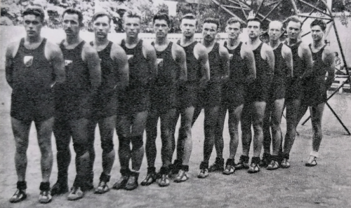 1953 m. Kauno "Žalgiris" Balakauskas iš kairės penktas 