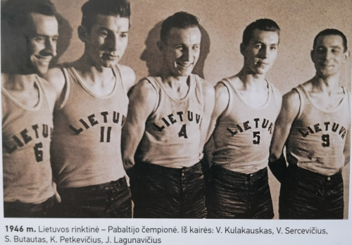 1946 m. Lietuvos rinktinė Pabaltijo čempionė. Butautas Nr. 4