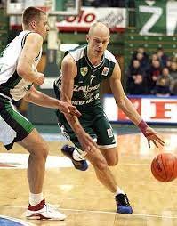 2002-2003 m. sezone atstovavo "Žalgiriui"